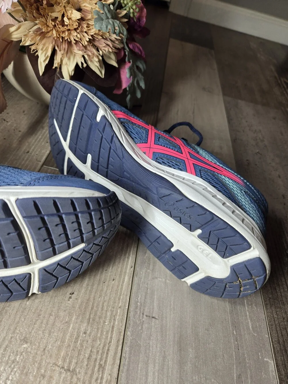 ASICS Gel‑Contend 6 Blue Pink Running Shoes – Women’s Size 8